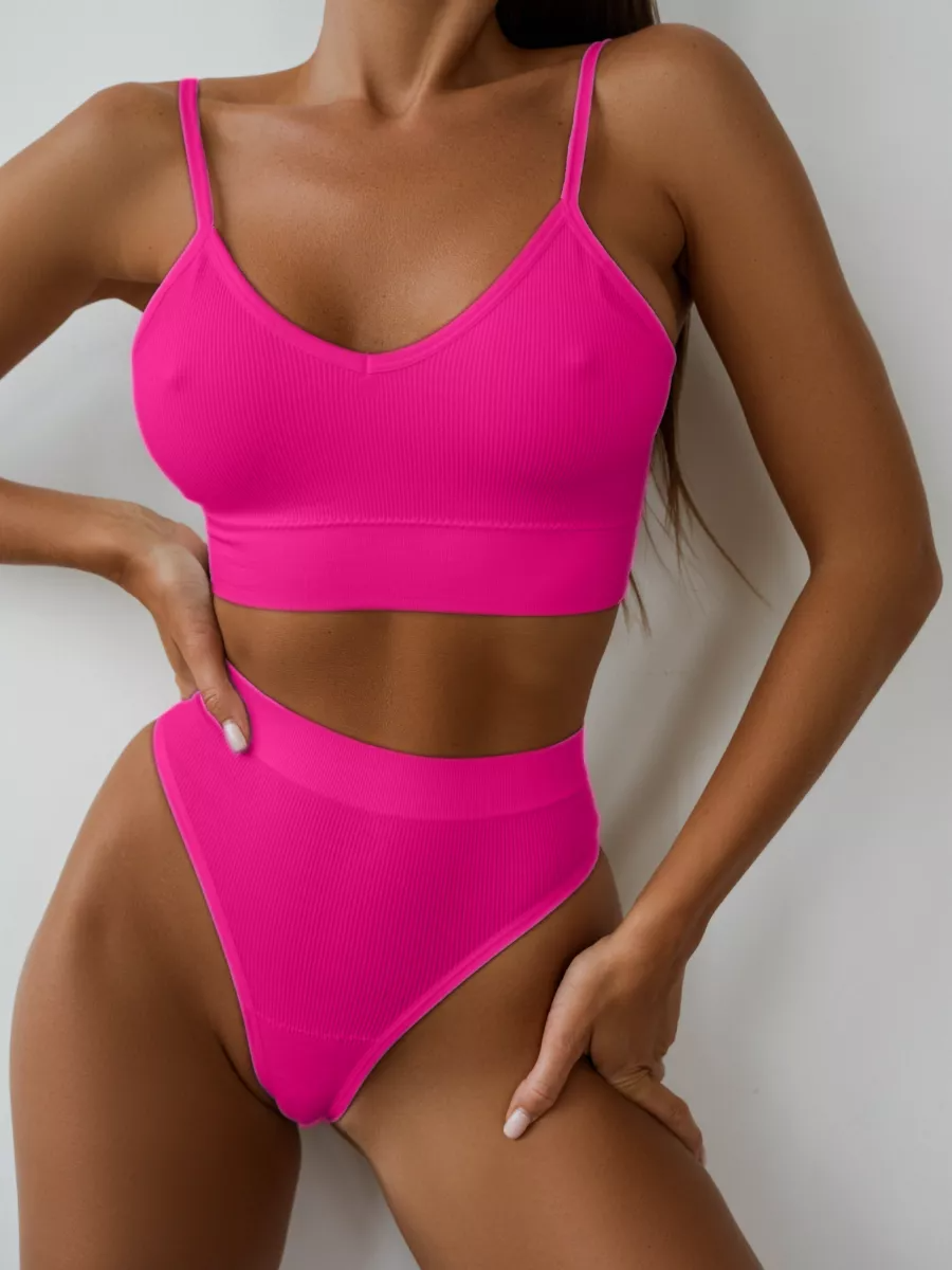 Faye Lounge Set
