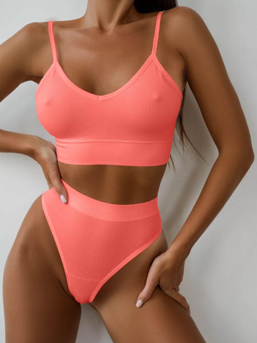 Faye Lounge Set