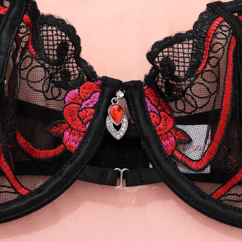 Romige Lingerie Set