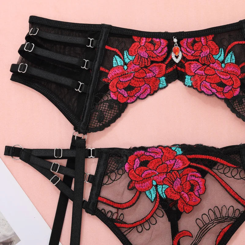 Romige Lingerie Set
