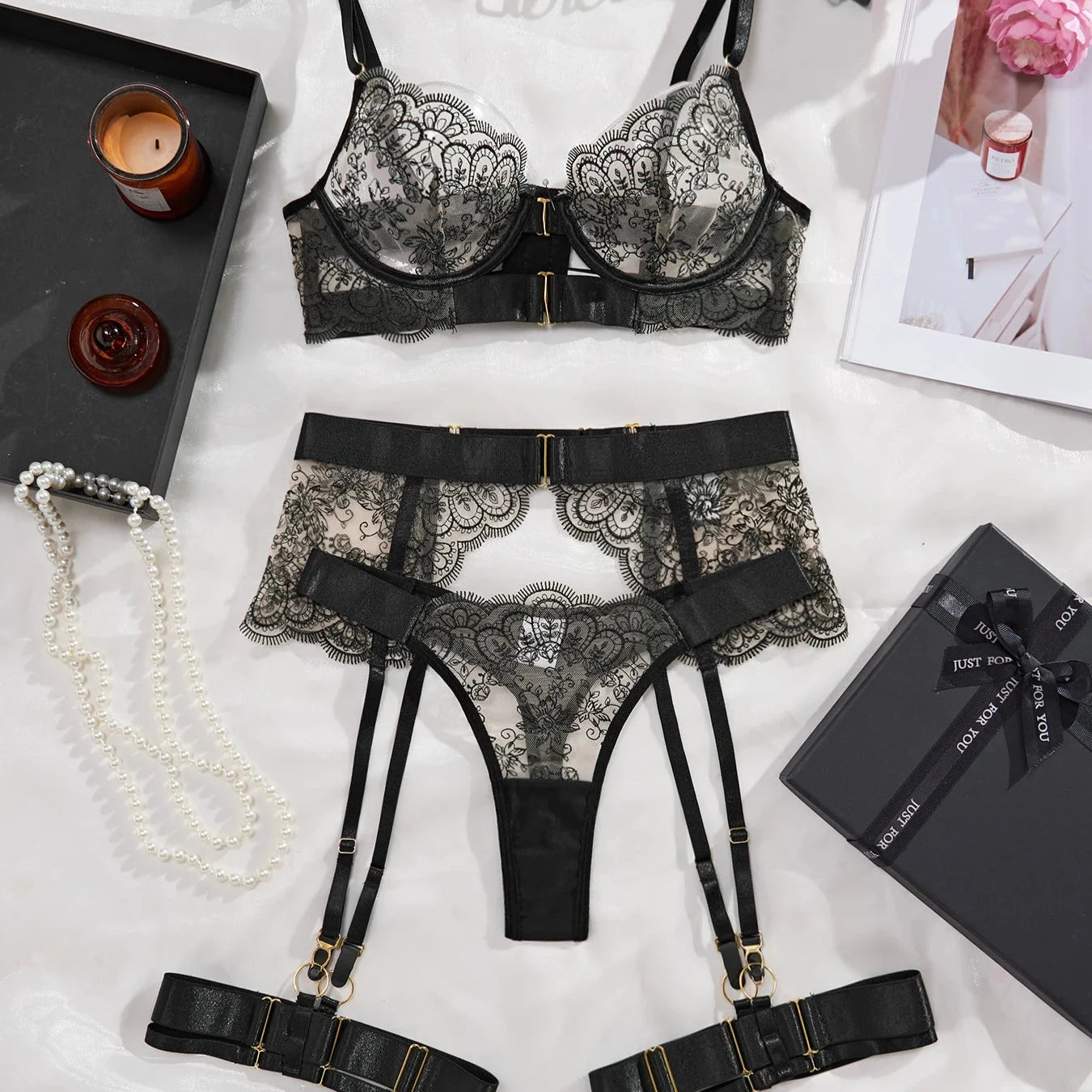 Carisa Lingerie Set